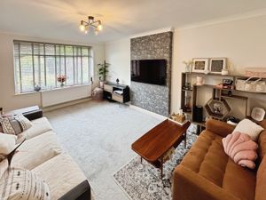 Lounge- click for photo gallery